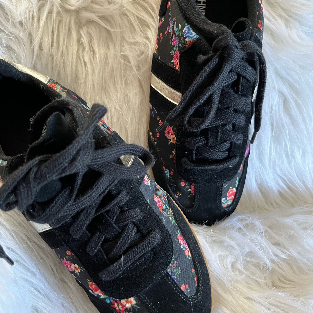 Johnny Was Black and Gold Floral Sneakers - Picture 7 of 10